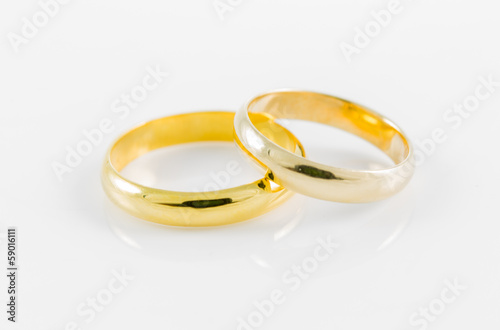 pair wedding golden ring