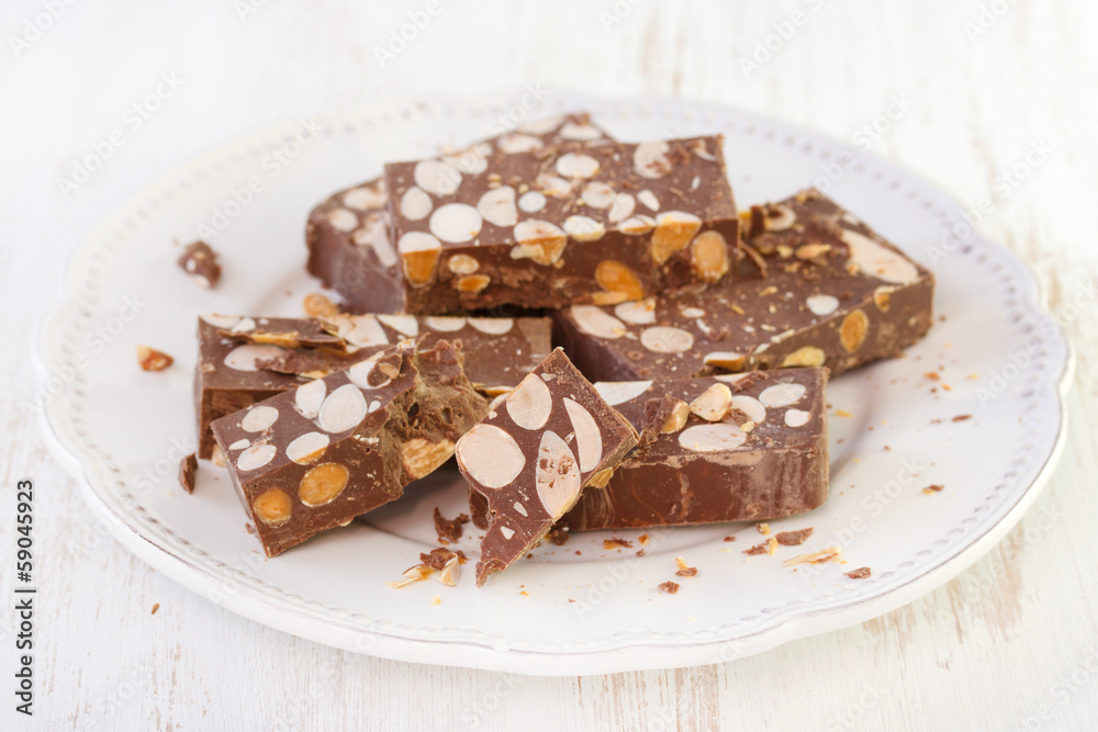 turron on plate turron on plate
