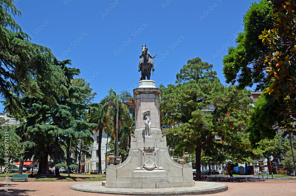 Plaza Zabala, Montevideo