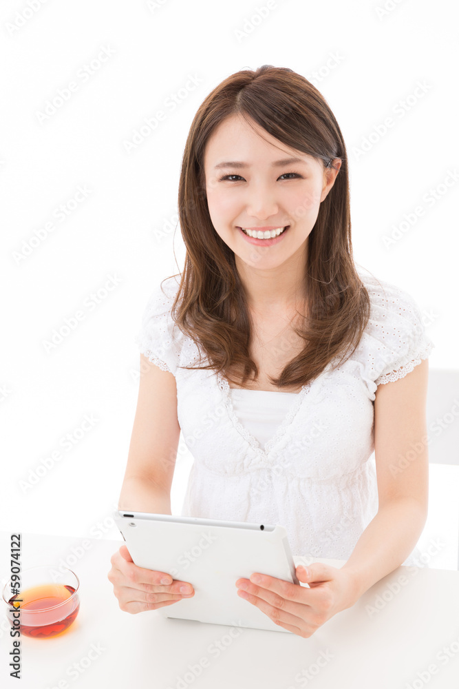 タブレットと女性 タブレットと女性
