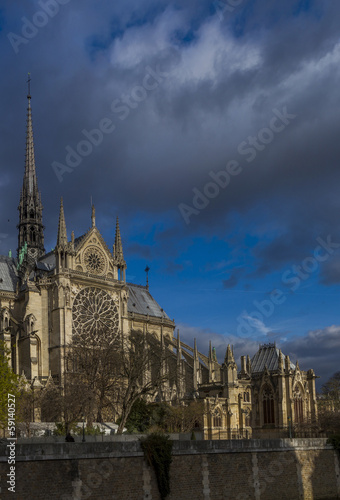 Notre Dame de Paris Cathedral © Netfalls