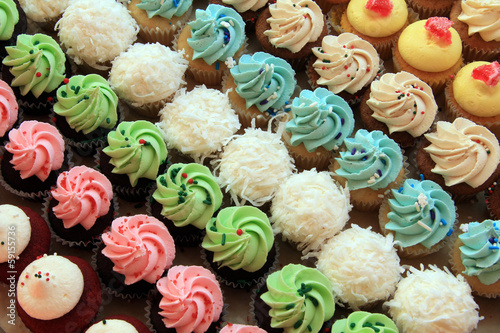 Photo Multiple cupcakes