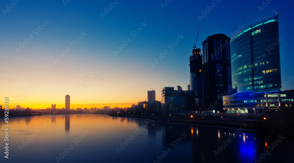 Obraz premium Quay of Yekaterinburg, sunrise, Russia