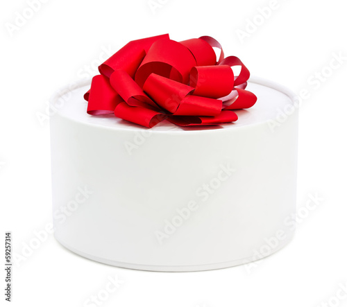 white round box with red bow