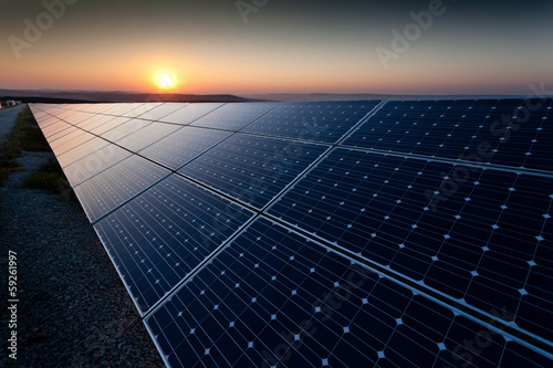 Power plant using renewable solar energy photo