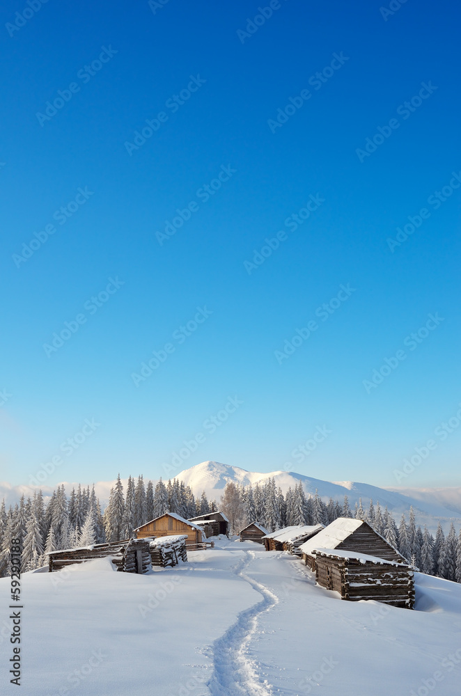 Fototapeta premium Hut in a mountain valley