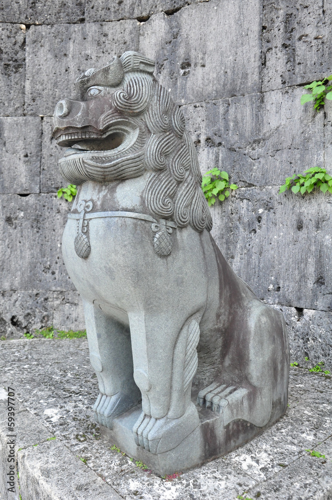 Naklejka premium Shisa stone lion at Kankaimon Gate, Shurijo Castle, Okinawa