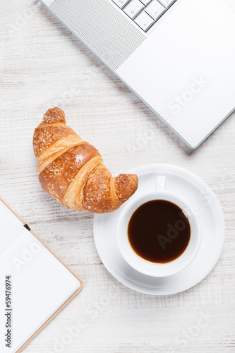 Fototapeta Naklejka Na Ścianę i Meble -  Notebook on Coffee Break;