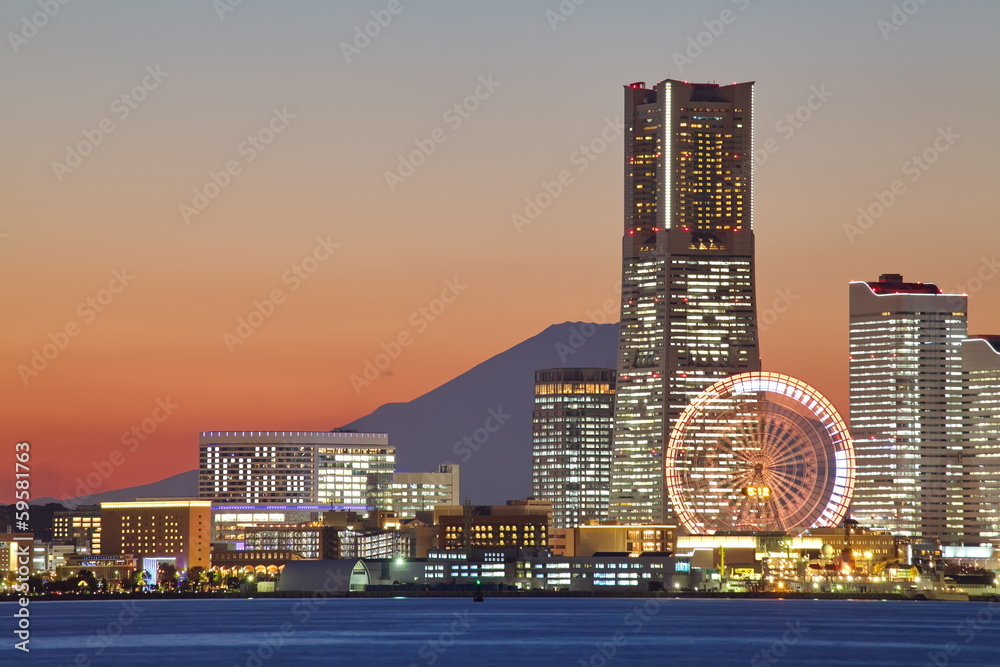 Fototapeta premium Yokohama city over the Mt. Fuji