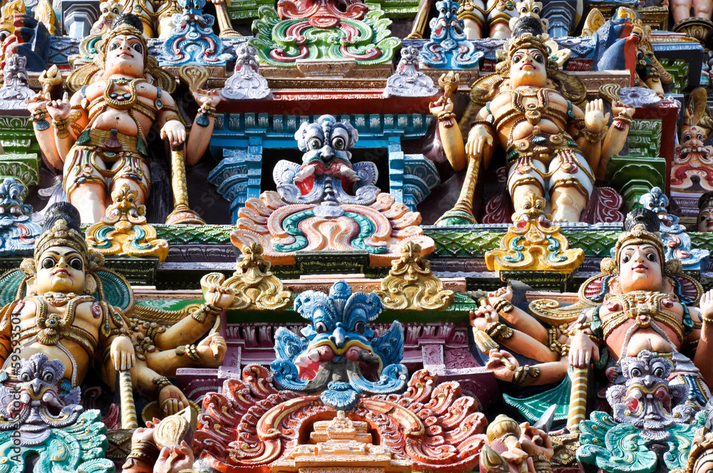 Detail of the Meenakshi Temple, Madurai (India) Detail of the Meenakshi Temple, Madurai (India)