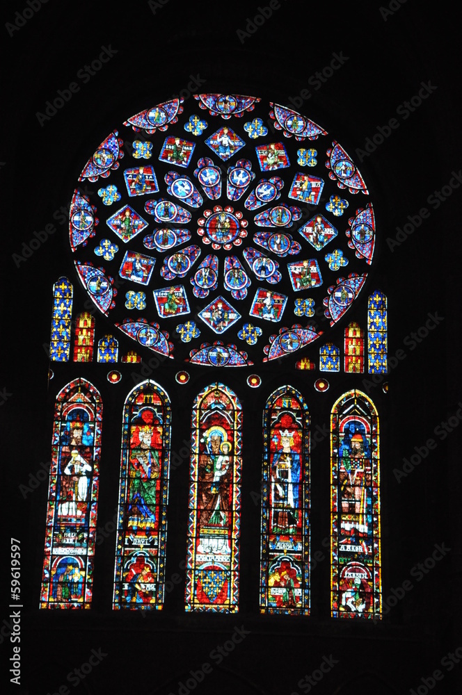 vitrail de la cathedrale de  chartres 