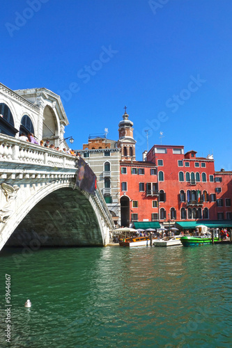 famous Rialto Bridge in Venice, Italy