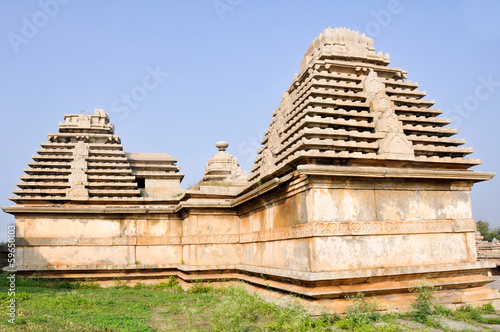 Temple at Hemakuta Hill, Hampi (India)