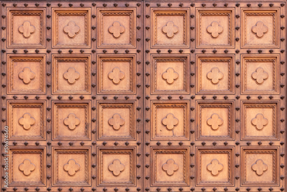 A wooden gate of the Siena dome