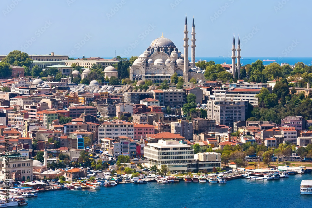 Fototapeta premium Golden Horn in Istanbul