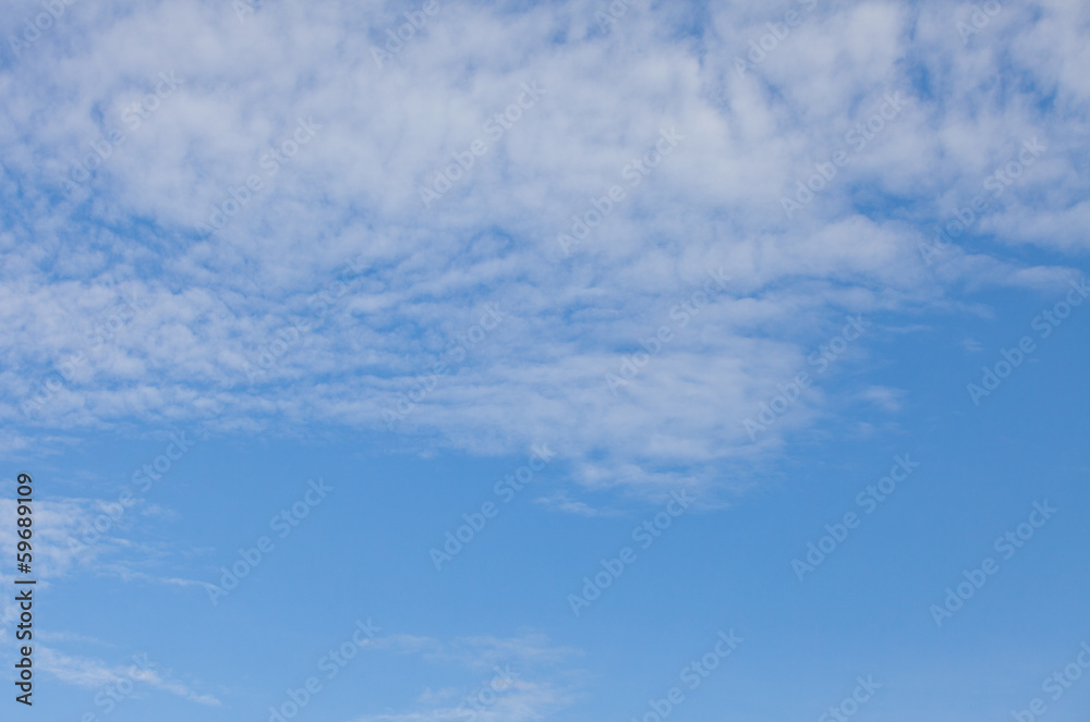Fototapeta premium Blue Sky with White Clouds