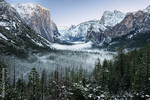 Fototapeta Naklejka Na Ścianę i Meble -  Yosemite