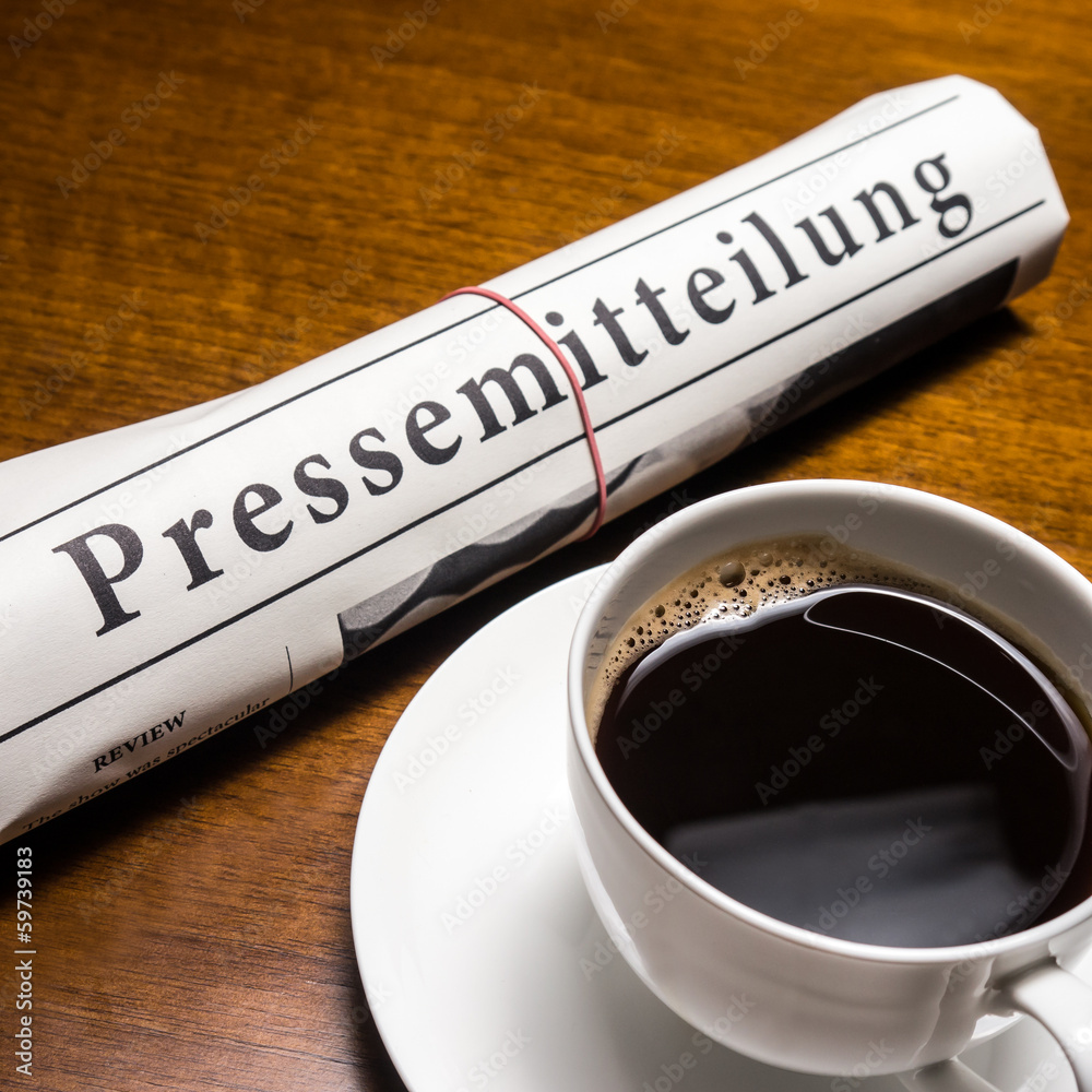 Obraz premium pressemitteilung, kaffee, schreibtisch