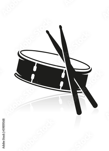 Trommel und Sticks
