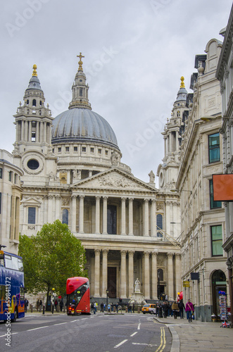 St. Paul's Cathedral in London red bus