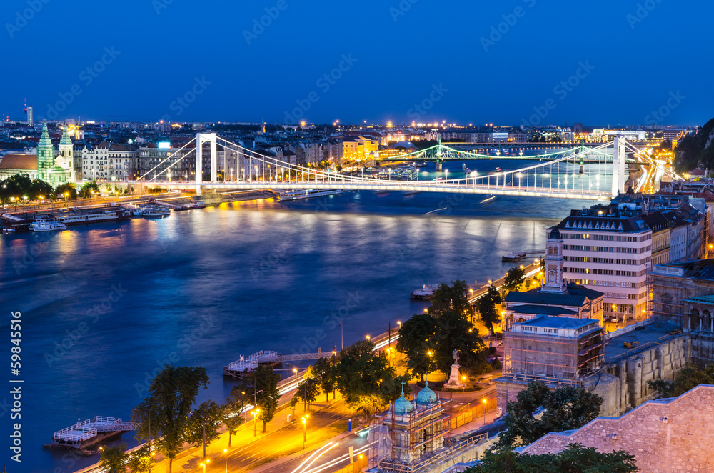 Fototapeta premium Dunaj nocą, Budapeszt