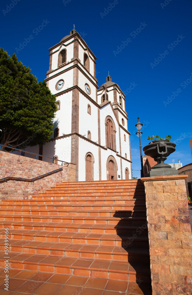 Fototapeta premium Gran Canaria, Ingenio town church