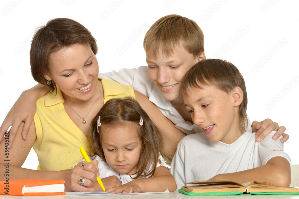 Mom drawing with her kids