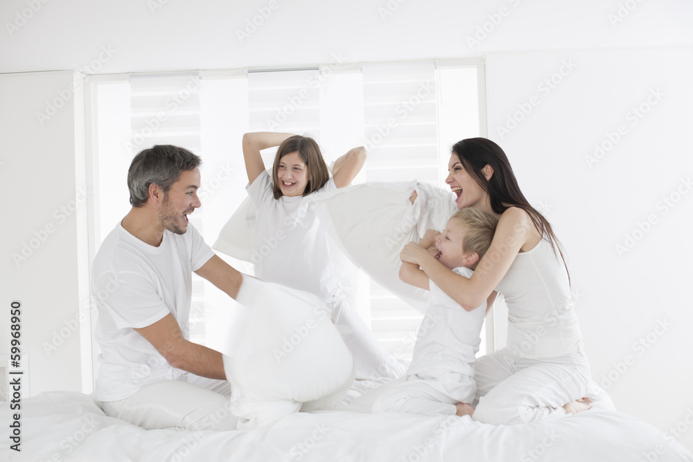 Fototapeta premium pillow fight
