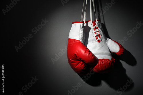Hang up your boxing gloves © Brian Jackson
