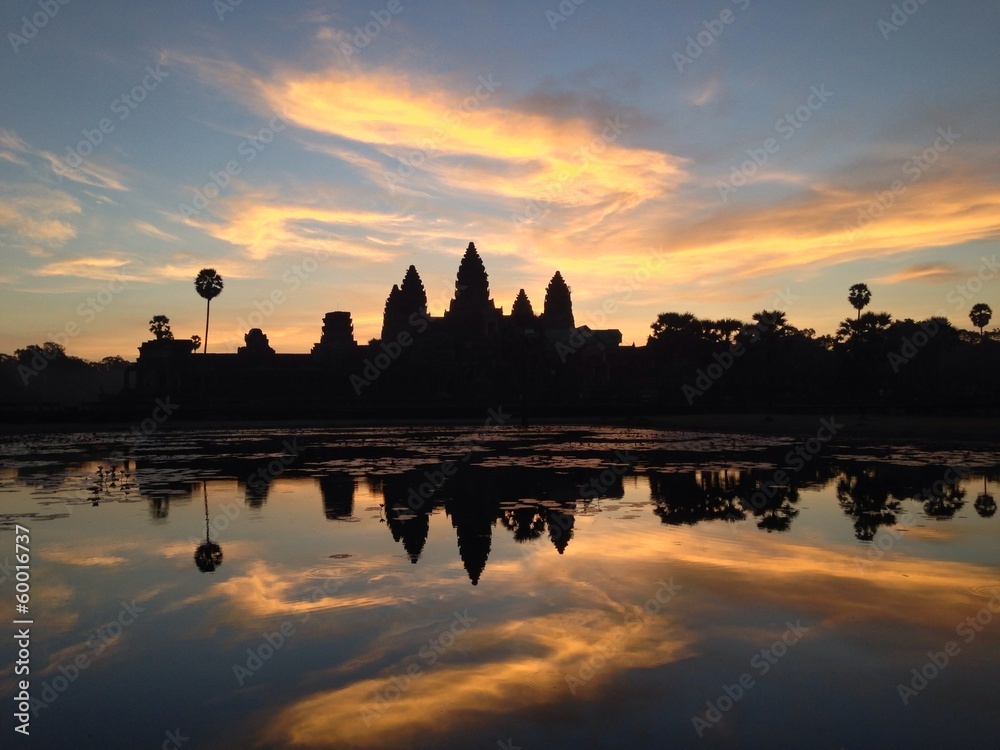 angkor wat sunrise cambodia