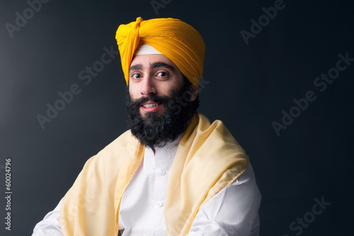 Obraz na plátně Portrait of Indian sikh man with bushy beard
