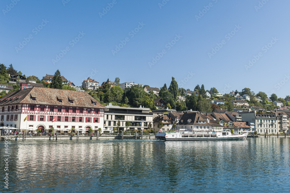Fototapeta premium Schaffhausen, Altstadt, Riegelhaus, Munot, Rhein, Schweiz