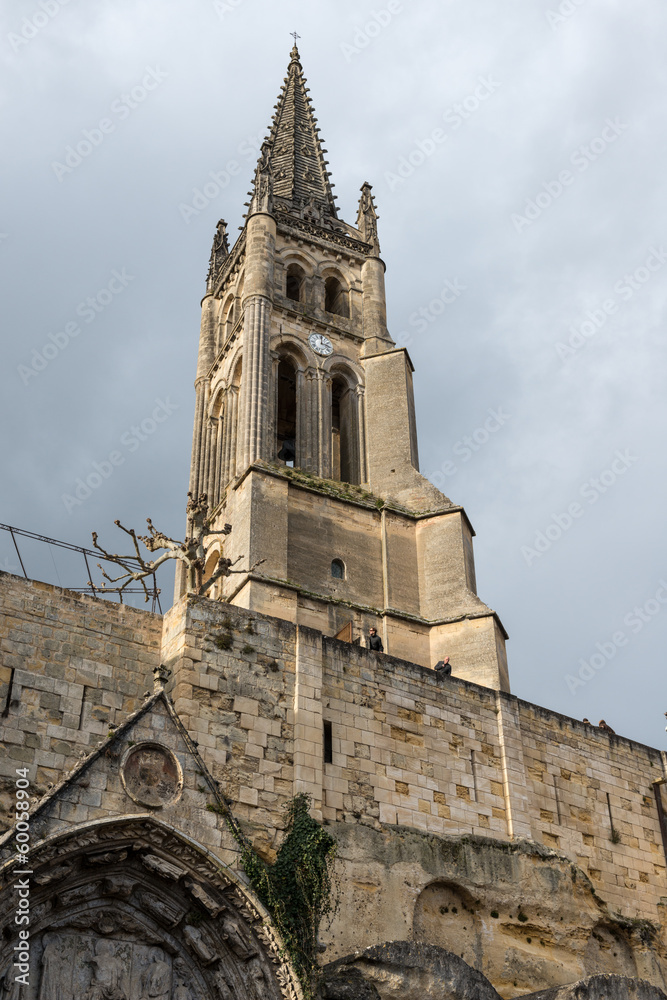 Obraz premium Clocher église monolithe
