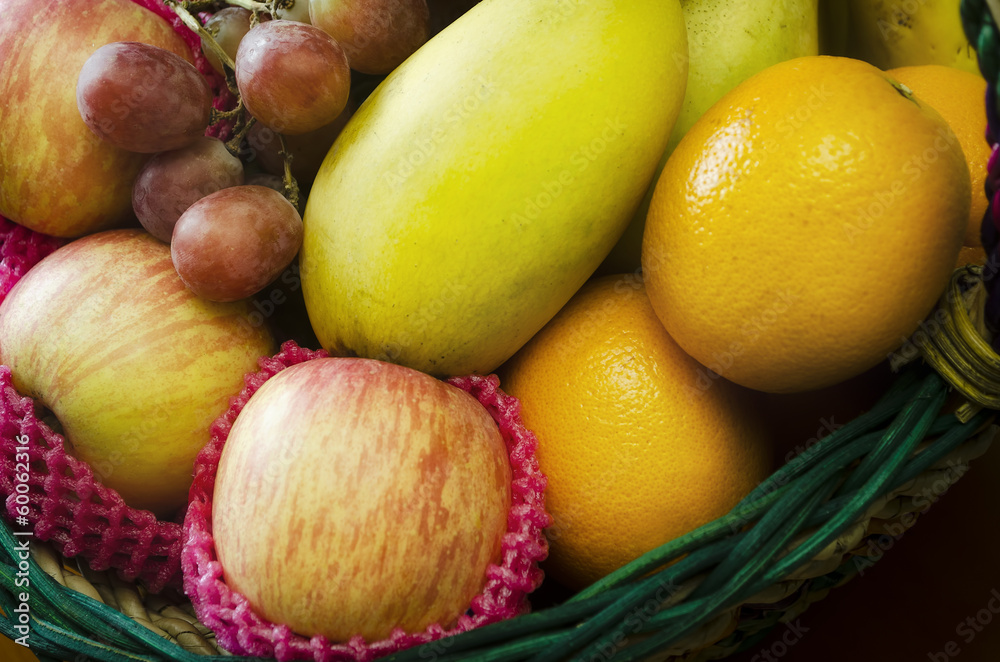 Summer Gift Fruit Basket Summer Gift Fruit Basket