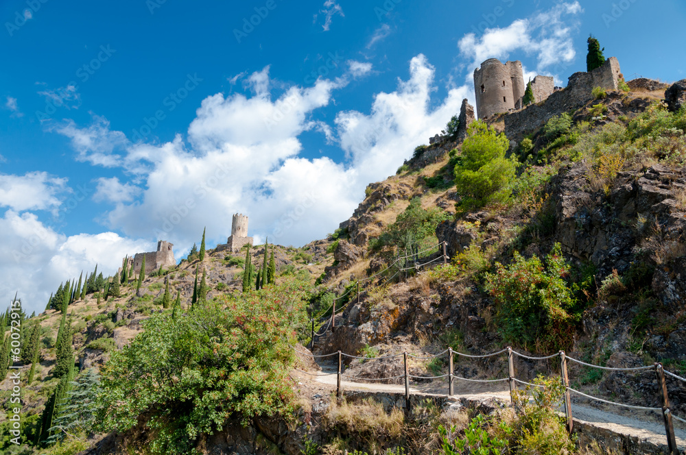 Walking path and Towers Quertinheux  Cabaret and La Tour Regine