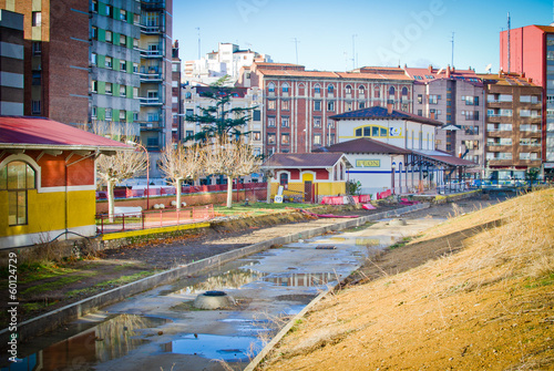 estacion de via estrecha de León