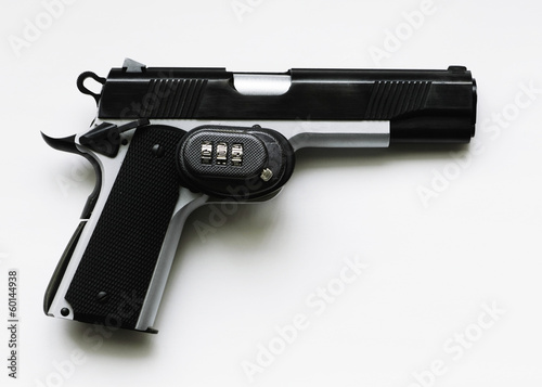 Фотография Gun with Trigger Lock
