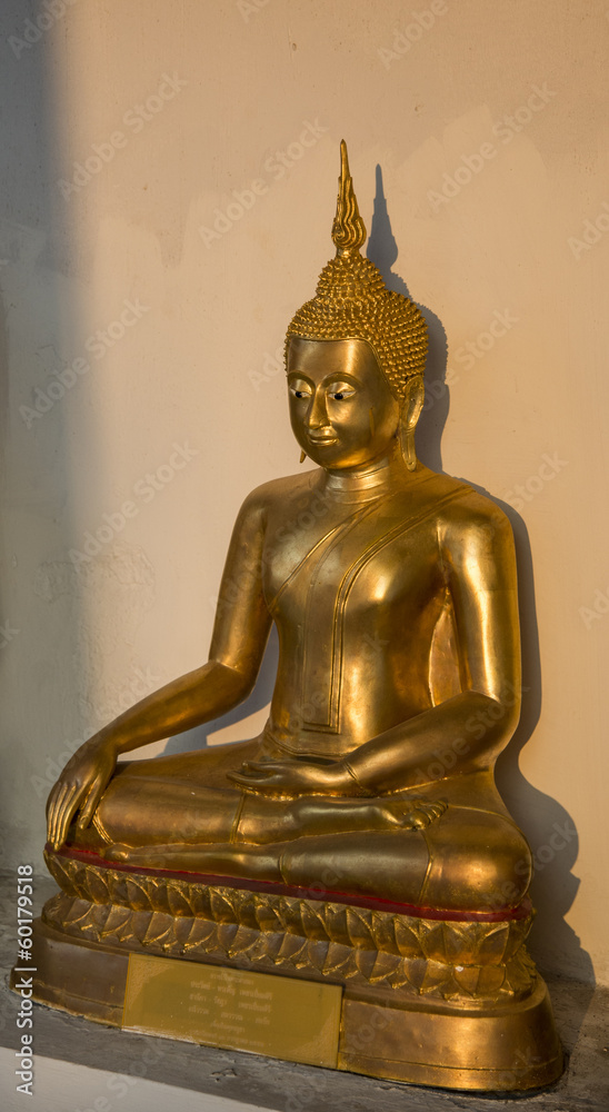 Sitting Golden Buddha statue in the Thai Temple1