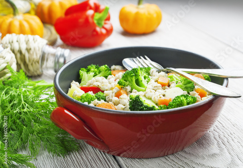 Barley porridge with vegetables