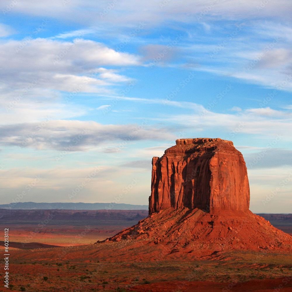 Naklejka premium Mittens Butte - Monument Valley