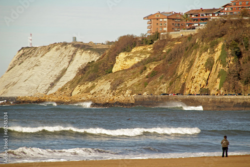 Playa y acantilados en la costa de Bizkaia photo