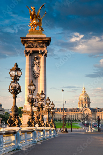 Pont Alexandre III & Hotel des Invalides, Paris © travelwitness