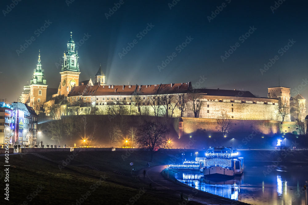 Fototapeta premium Poland, Krakow. Wawel Castle and Wistula . Krakow Poland.