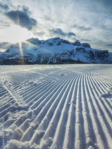 Sulla pista da sci photo