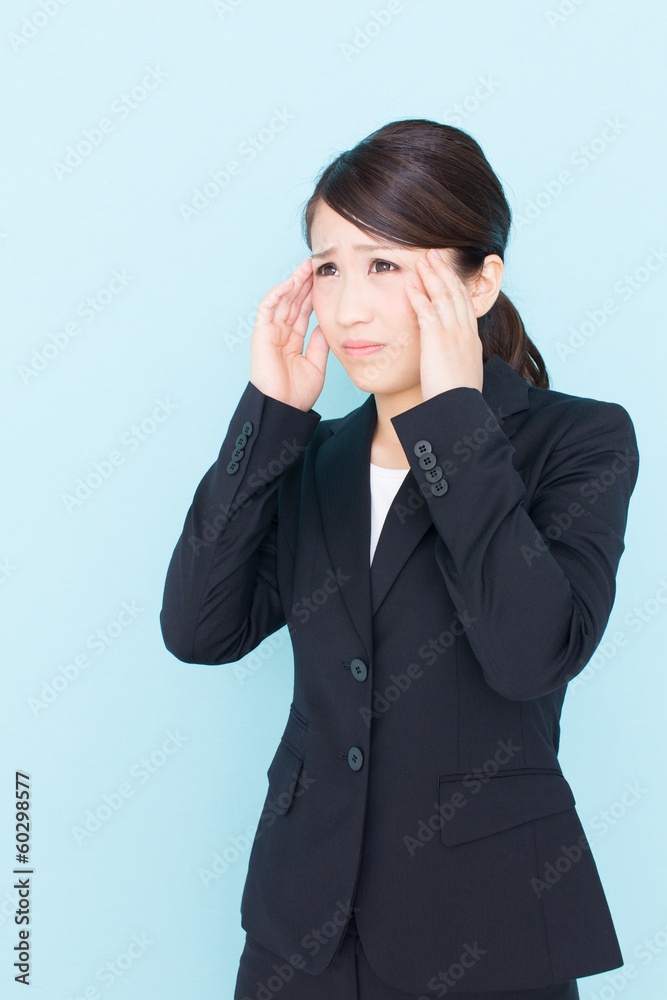 young asian businesswoman in trouble young asian businesswoman in trouble