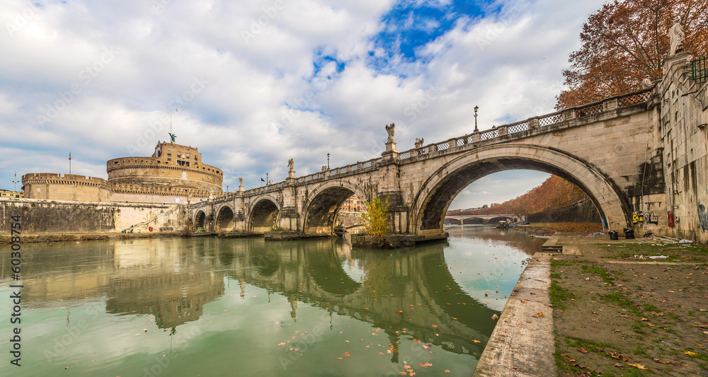 Sant Angelo Castle and Bridge in Rome, Italia.