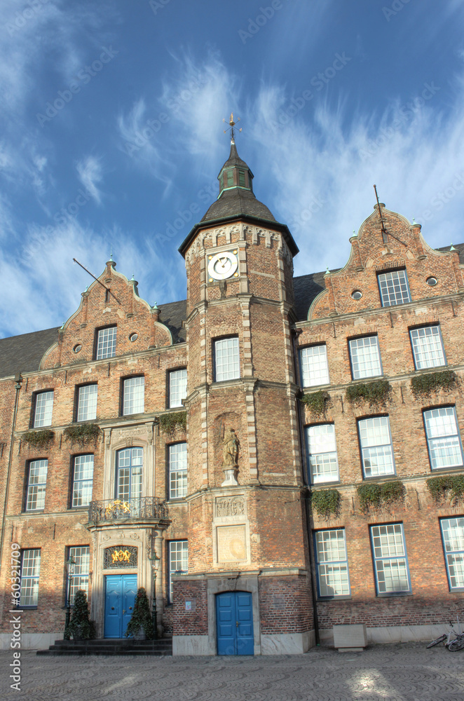 Fototapeta premium Altes Rathaus Düsseldorf