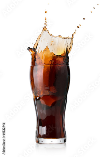 Obraz na płótnie Splash of cola w salonie