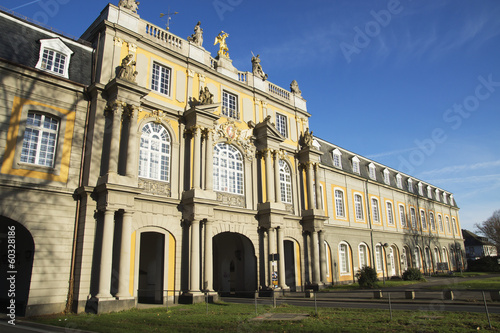 Kurfürstliches Schloss in Bonn, Deutschland, Koblenzer Tor