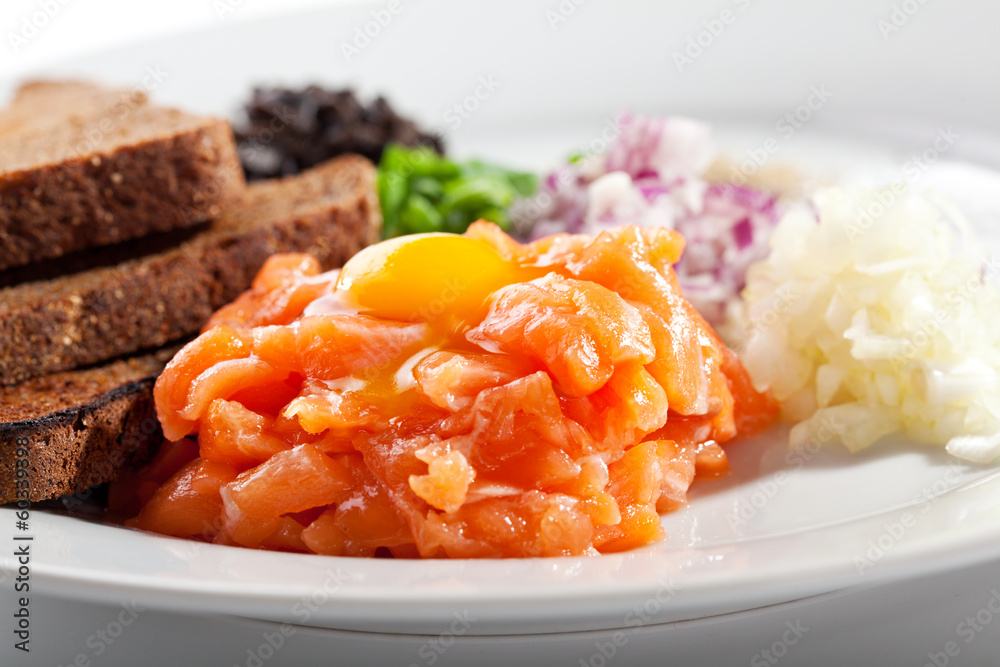 Salmon Tartare